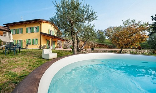 Agriturismo MaCoLe - Verona (Verona)   Swimming pool 