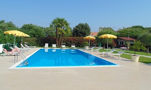 Agriturismo dell'Orto - Verona (Verona)   Swimming pool 