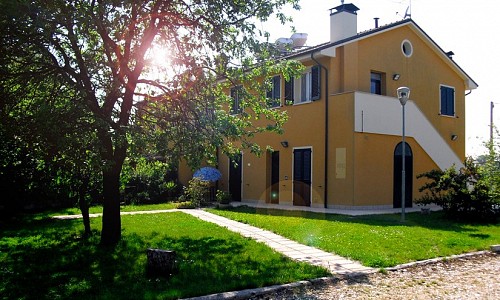 Agriturismo - Agricampeggio Sbrega - Fano (Pesaro e Urbino)   Sea 