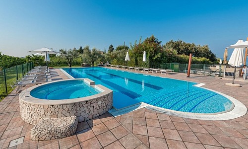 Agriturismo Costadoro - Bardolino (Verona)   Swimming pool 