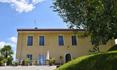 Agriturismo Panorama - Castelnuovo del Garda (Verona)   Accessible to disabled people 