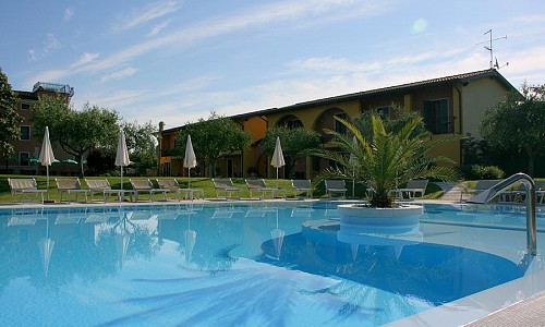 Agriturismo Oasi del Pigno - Lazise (Verona)   Swimming pool 